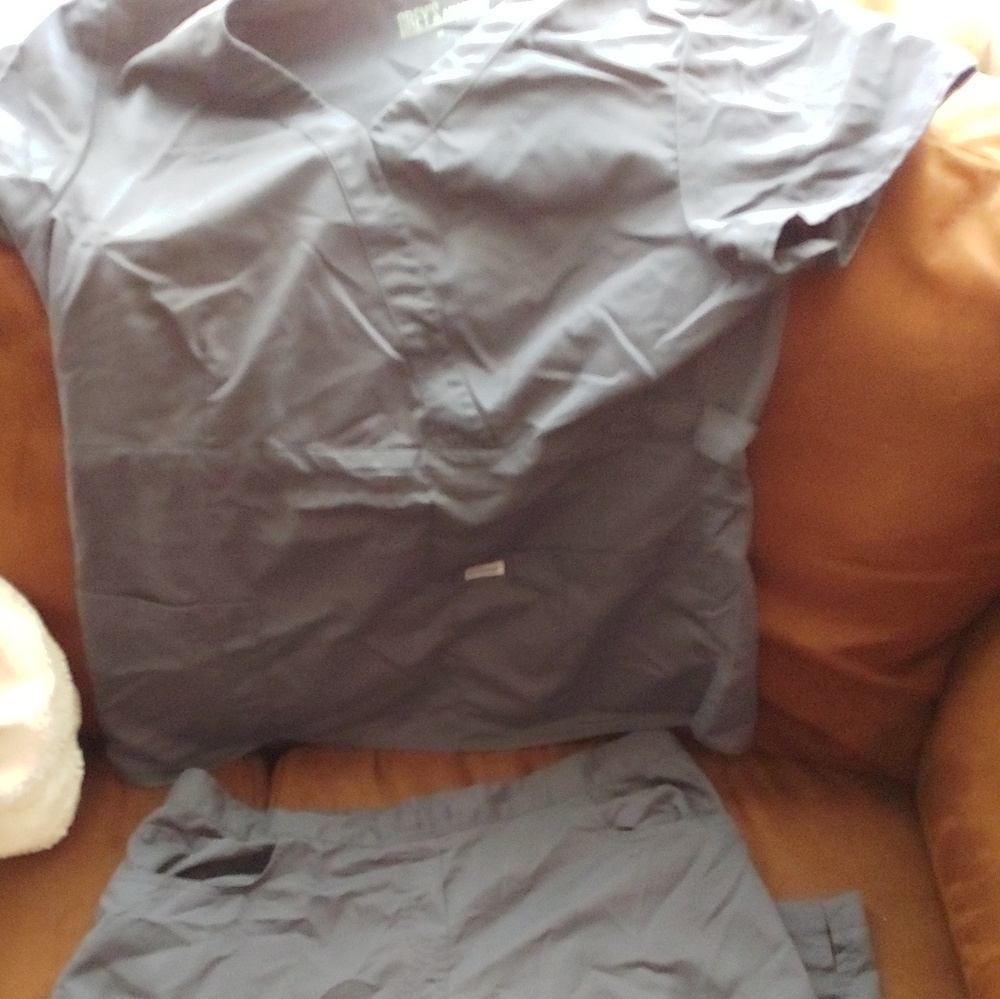Grey's Anatomy scrub set XL
